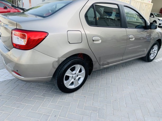 renault-symbol-2016-gcc-full-option-both-keys-first-owner-big-4