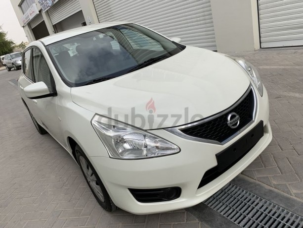 nissan-tiida-2016-gcc-all-original-1st-owner-both-keys-big-8