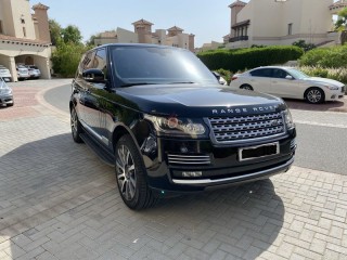 
                            
                            Range Rover Vogue Se
                            
                        