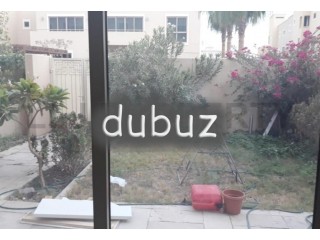 4 Bedroom Villa with Huge Garden & Private Garage!