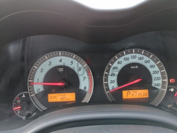 toyota-corolla-2012-model-big-0