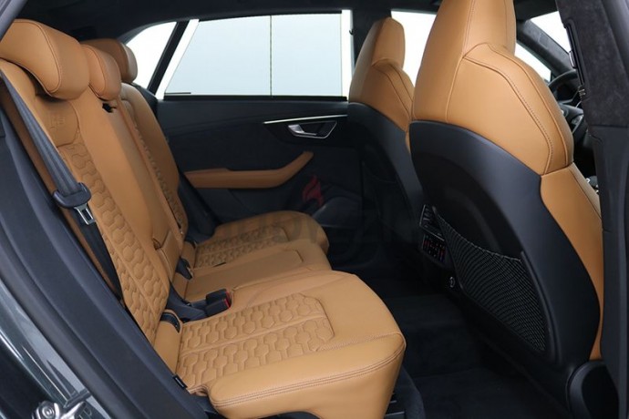 audi-rsq8-2020-0km3-year-warranty-service-packageradaradaptive-cruise-big-9