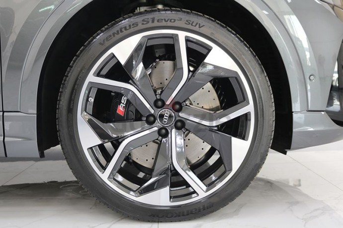 audi-rsq8-2020-0km3-year-warranty-service-packageradaradaptive-cruise-big-0