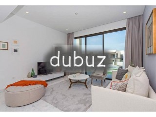 IMPECCABLE 4BR DUPLEX | AVAILABLE FOR LEASE!