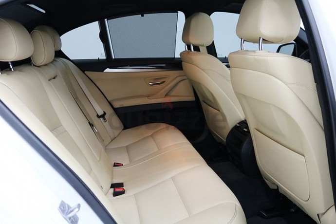 bmw-520i-m-sport-2016-gcc-july-2022-bmw-warranty-service-packagelow-kms-big-9