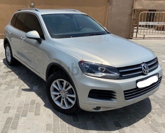 perfectly-cared-for-touareg-2014-big-12