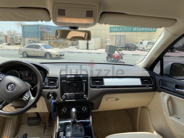 perfectly-cared-for-touareg-2014-big-7
