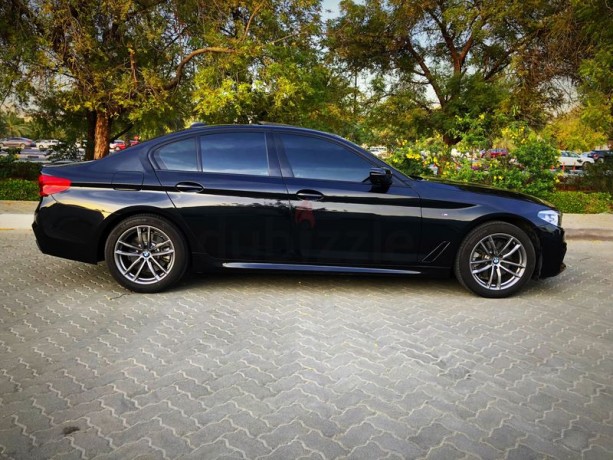 bmw-5-series-520i-m-sport-big-11