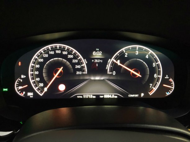 bmw-5-series-520i-m-sport-big-6