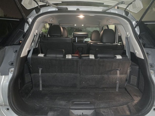 nissan-rouge-us-spec-great-condition-for-39-k-big-7