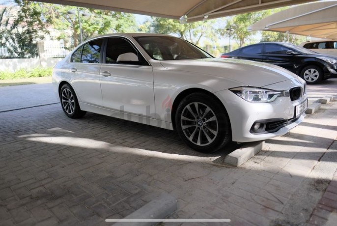 bmw-318i-gcc-full-service-history-with-service-contract-big-0