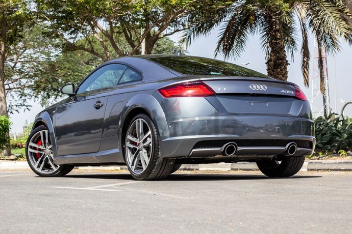 audi-tt-2016-fsh-gcc-1550-aedmonthly-1-year-warranty-unlimited-km-big-9