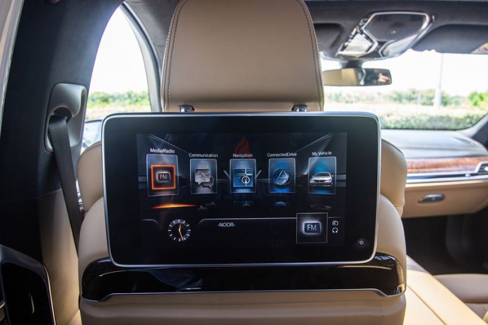 bmw-740li-2016-gcc-2645-aedmonthly-under-dealer-warranty-til-062021-big-3