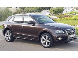 
                            
                            UNIQUE Audi Q5 V4 2.0 Quattro S-Line .. Top Of The Range .. 500% Accidents and Paint Free .. GCC
                            
                        
