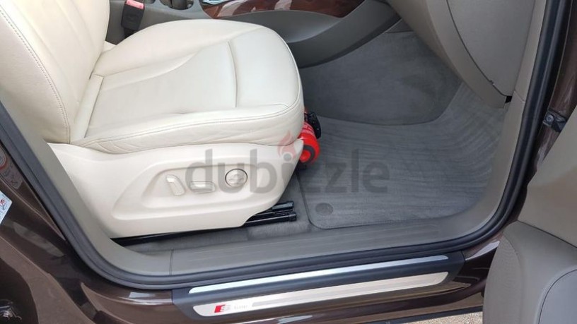 unique-audi-q5-v4-20-quattro-s-line-top-of-the-range-500-accidents-and-paint-free-gcc-big-8