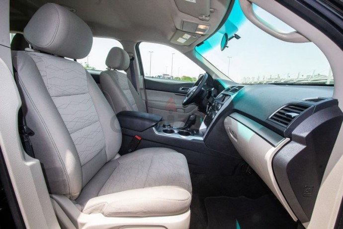 ford-explorer-4wd-2015-gcc-assist-and-facility-in-down-payment-1060-aedmonthly-big-6