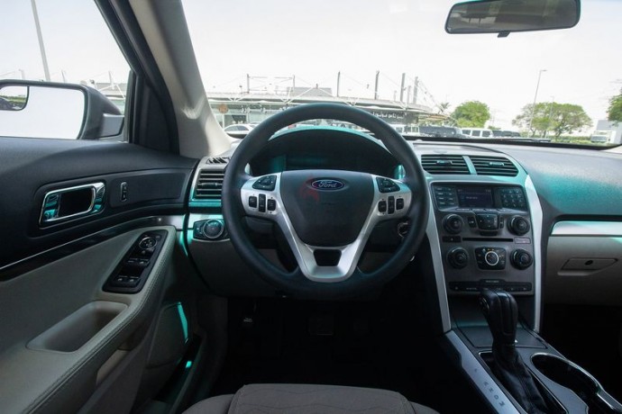ford-explorer-4wd-2015-gcc-assist-and-facility-in-down-payment-1060-aedmonthly-big-1