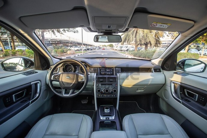 land-rover-discovery-2016-gcc-assist-and-facility-in-down-payment-1-year-warranty-big-1