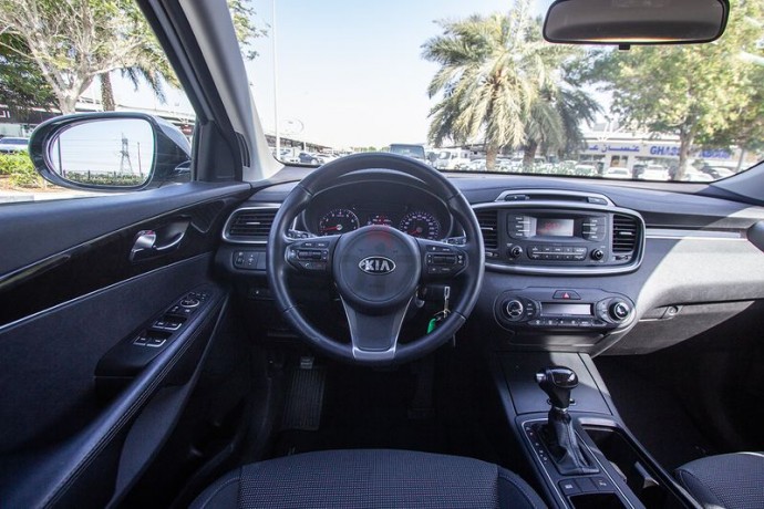 kia-sorento-2017-gcc-assist-and-facility-in-down-payment-1050-aedmonthly-1-year-warranty-big-1