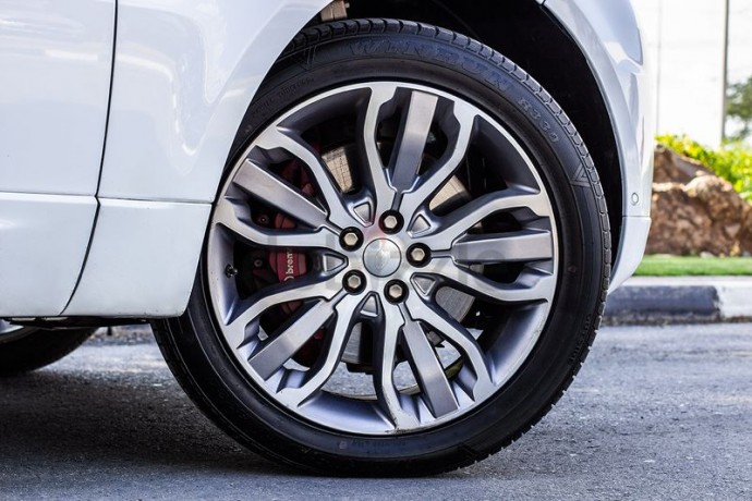 range-rover-sport-supercharged-2015-gcc-3255-aedmonthly-dealer-warranty-big-0