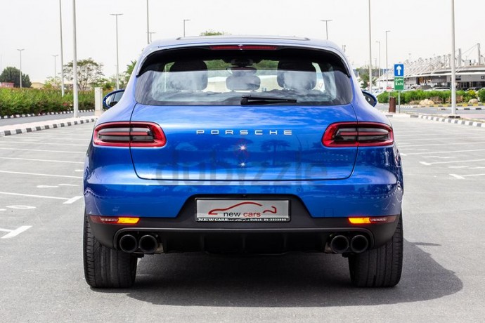 porsche-macan-2017-gcc-fsh-3125-aedmonthly-1-year-warranty-unlimited-km-big-7