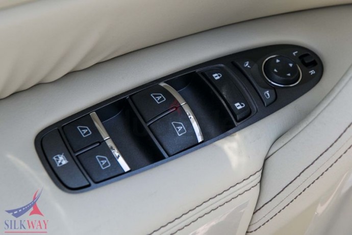 nissan-patrol-v8-t2-le-gcc-3-years-local-delar-warranty-big-10