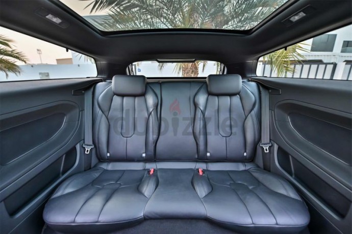 aed-1939-per-month-0-dp-range-rover-evoque-immaculate-condition-big-3