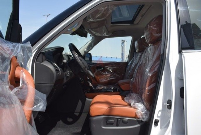 nissan-patrol-v6-platinum-gcc-3-years-local-delar-warranty-big-4