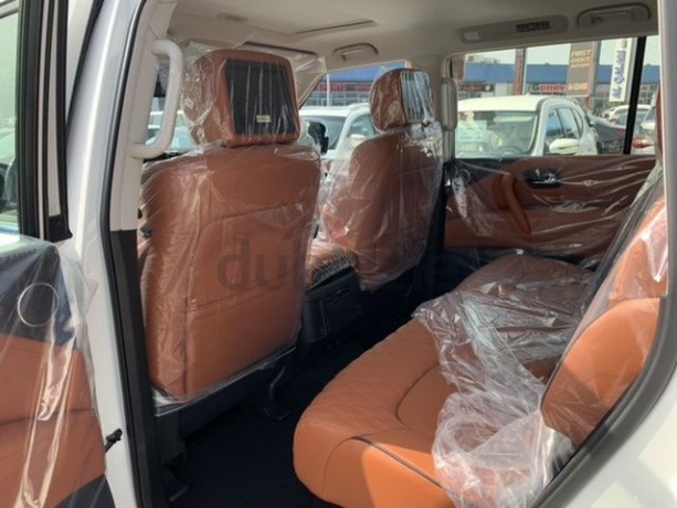 nissan-patrol-v6-platinum-gcc-3-years-local-delar-warranty-big-0