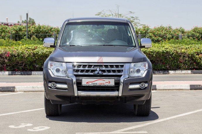 mitsubishi-pajero-2017-gcc-1110-aedmonthly-dealer-warranty-big-8
