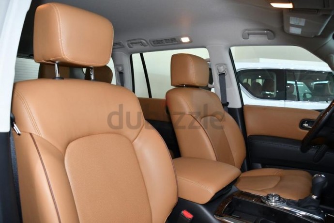 nissan-patrol-xe-platnium-upgrade-gcc-3-years-local-delar-warranty-big-4