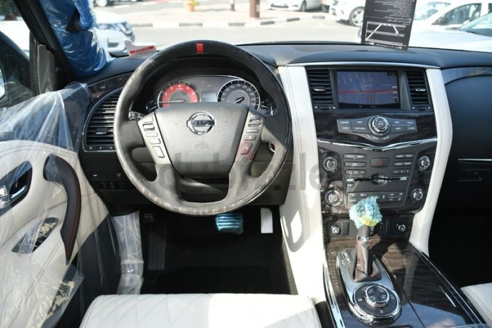 nissan-patrol-v8-nismo-gcc-3-years-local-delar-warranty-big-3