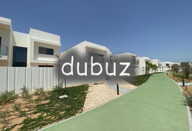 four-beds-modern-designed-large-terrace-big-0