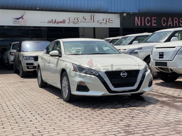 nissan-altima-s-baisc-gcc-25l-3-years-local-delar-warranty-big-13
