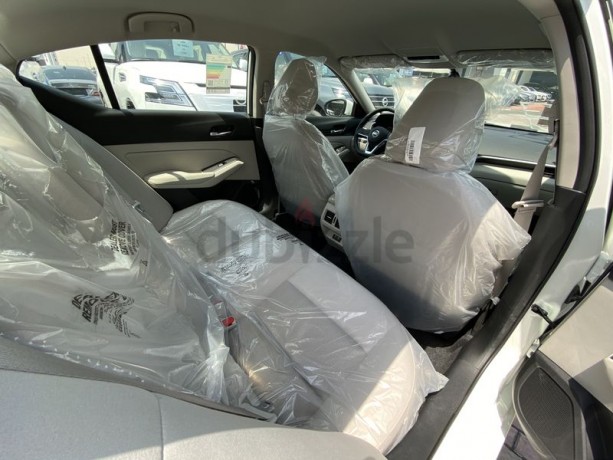 nissan-altima-s-baisc-gcc-25l-3-years-local-delar-warranty-big-10