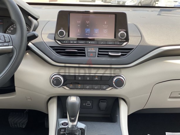nissan-altima-s-baisc-gcc-25l-3-years-local-delar-warranty-big-0
