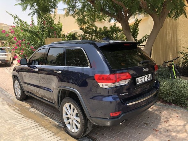jeep-grand-cherokee-limited-2017-big-0