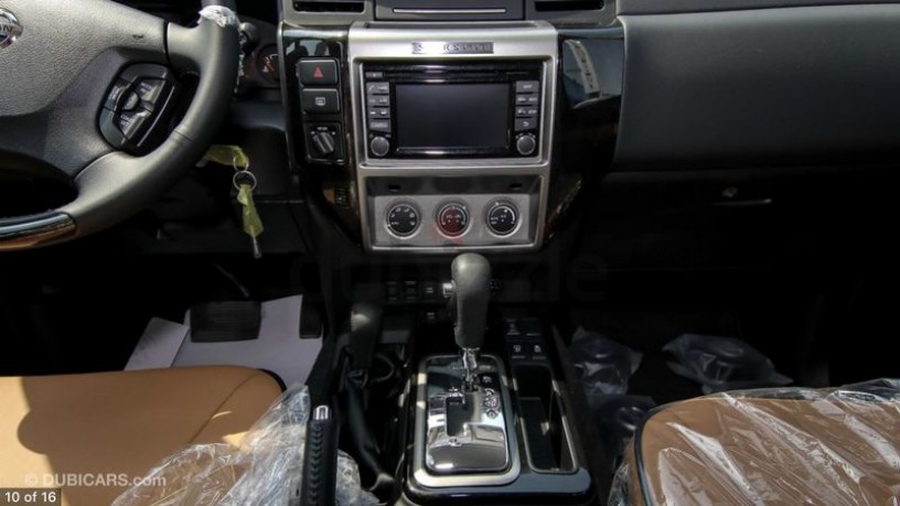 nissan-patrol-super-safari-at-gcc-alrostomani-big-3