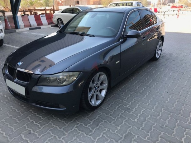 2008-bmw-325i-full-option-top-of-the-line-idrive-gcc-agmc-big-7