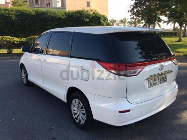 2011-toyota-previa-well-maintained-car-big-10