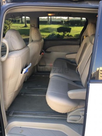 2011-toyota-previa-well-maintained-car-big-3