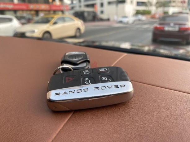 range-rover-sport-2012-50l-hse-top-gcc-full-options-big-7