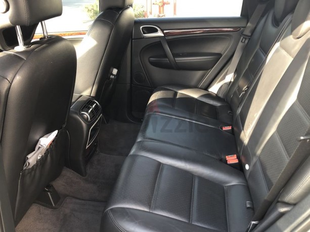 porsche-cayenne-s-big-7