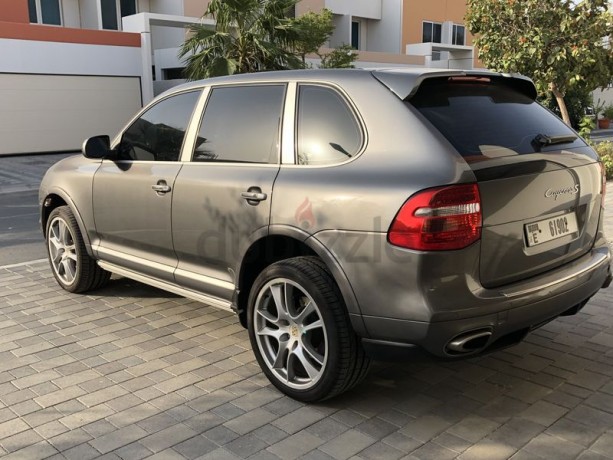 porsche-cayenne-s-big-2
