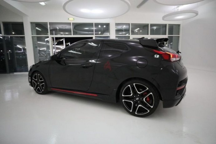 model-2019-v4-engine-147-hp-20l-18-alloy-wheels-u002112-big-11