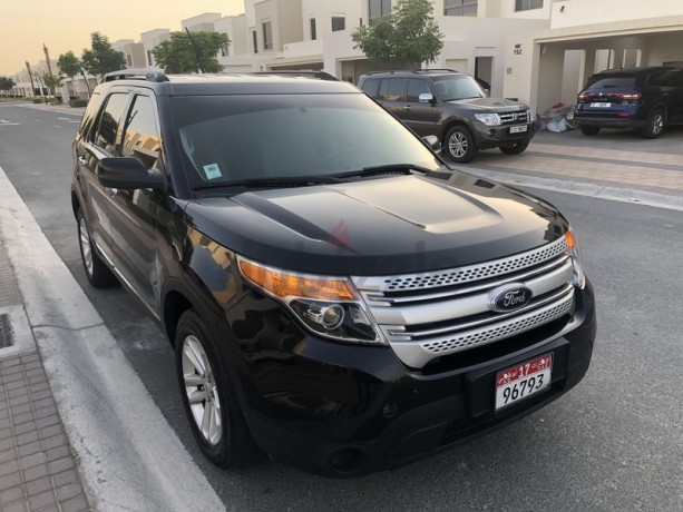 pilot-owned-brand-new-condition-single-owner-ford-explorer-big-6