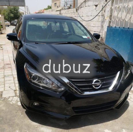 nissan-altima-sl-2017top-of-the-linefresh-importsunroofleather-seats-big-7