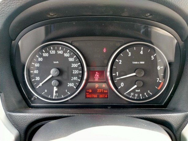 bmw-330i-japan-imported-big-11
