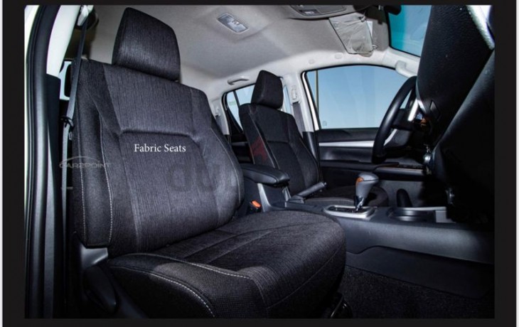 toyota-hilux-27l-4x4-dc-at-petrol-2020-big-8