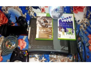 
                        Xbox 360 in good condition like new                                            